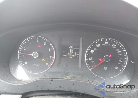 2014 Volkswagen Jetta 1.8T Se from USA, damaged, VIN 3VWD17AJ2EM326687